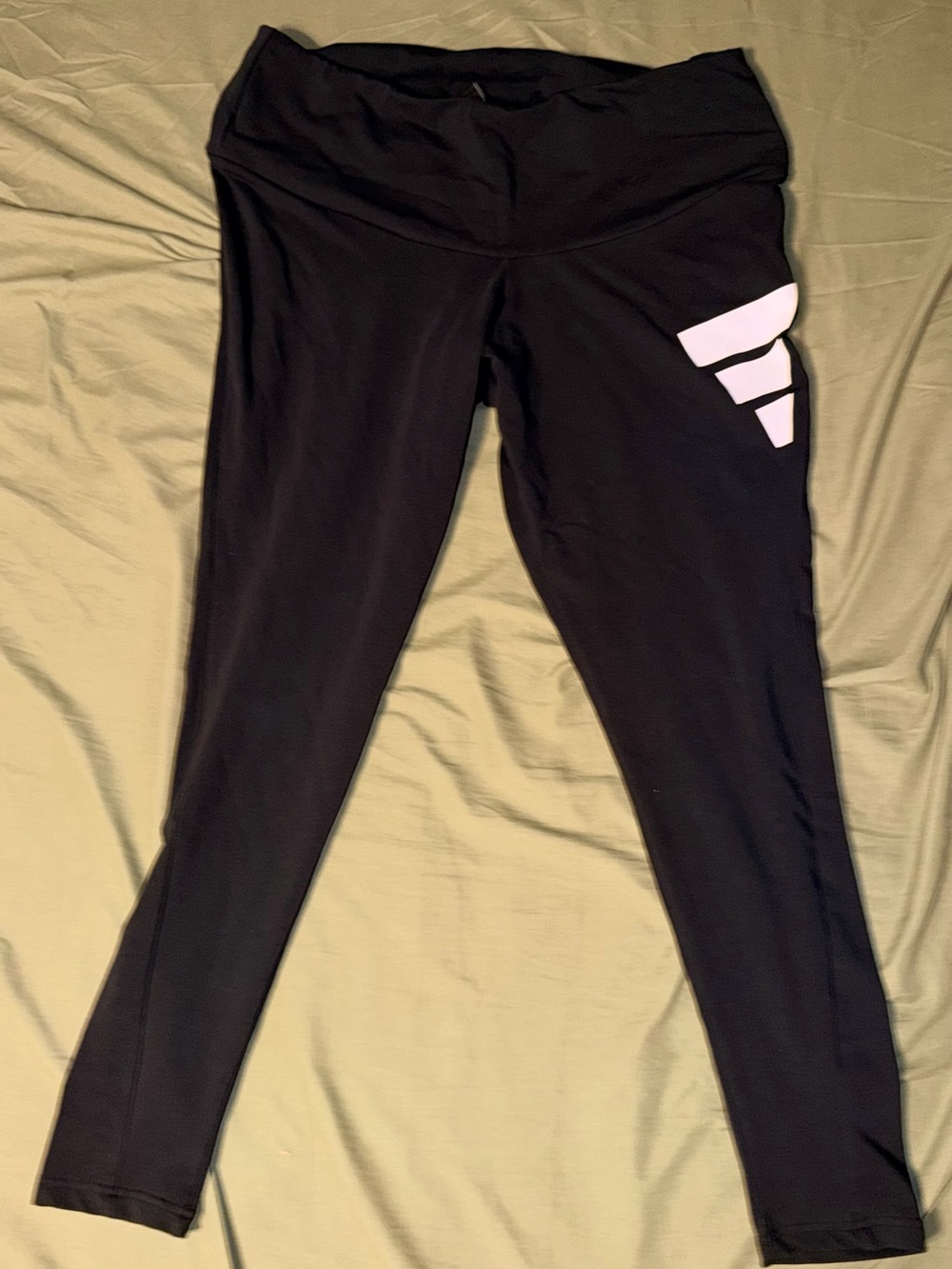 Adidas leggings